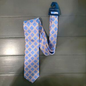 CAPE COD Neckwear Men's Geometric Grid Tie Pattern with Multicolor Accents
